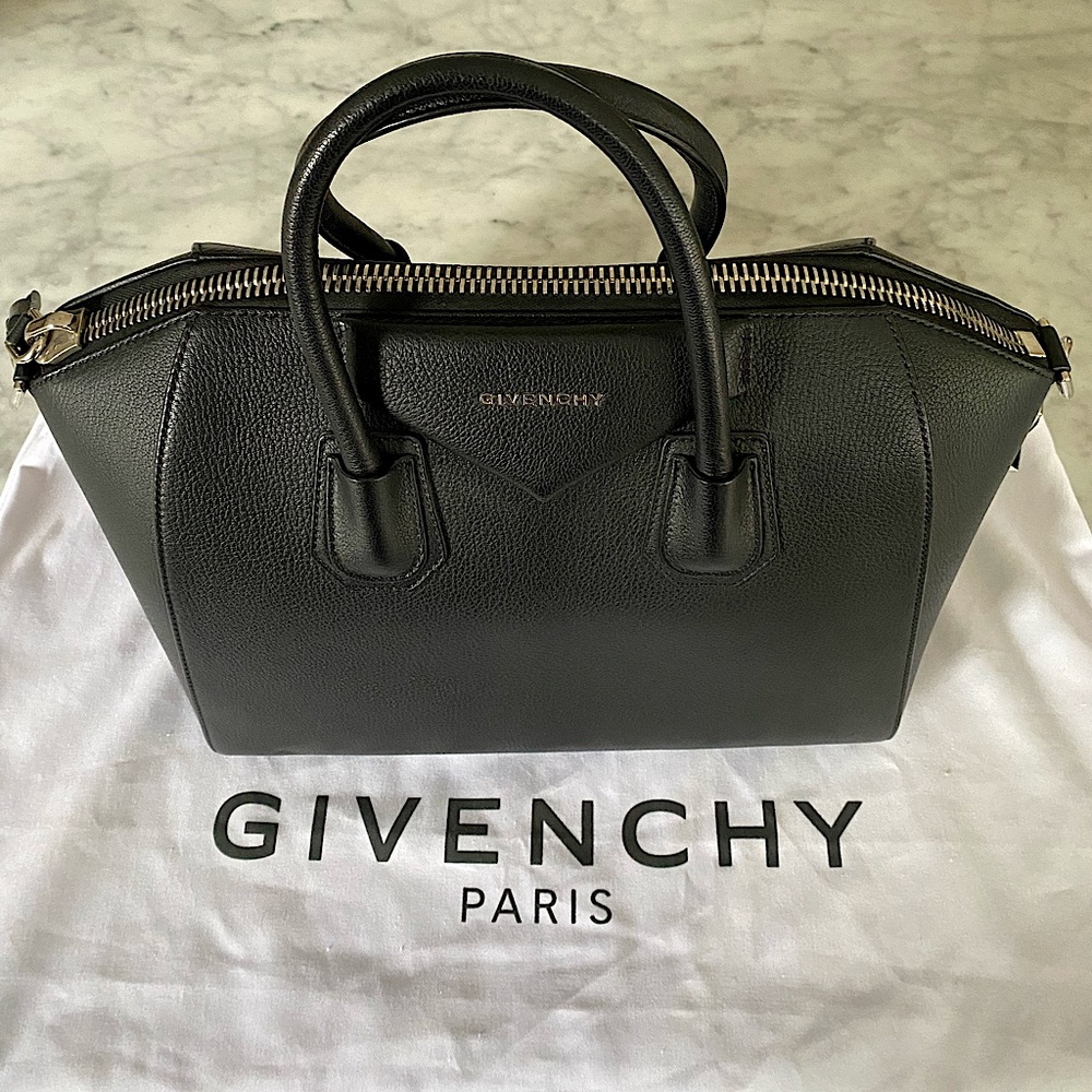 Givenchy Black Medium Antigona (Price is Firm)
